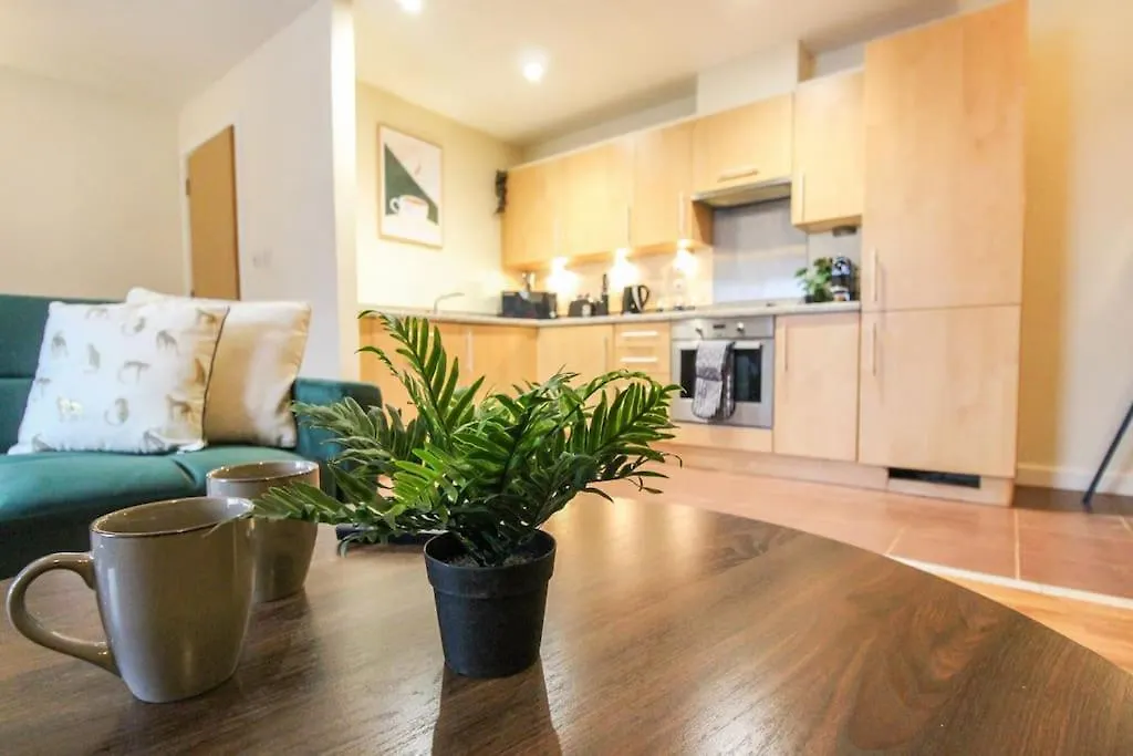 Luxurious 1 Bed Apartment With Free Parking Nottingham