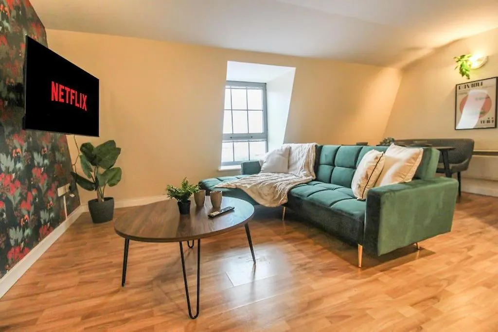 Luxurious 1 Bed Apartment With Free Parking Nottingham